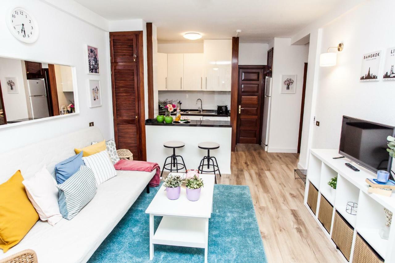 Spectacular Renovated Apartment, 5 Min To Camison Beach, With Aircon Arona  Exteriör bild