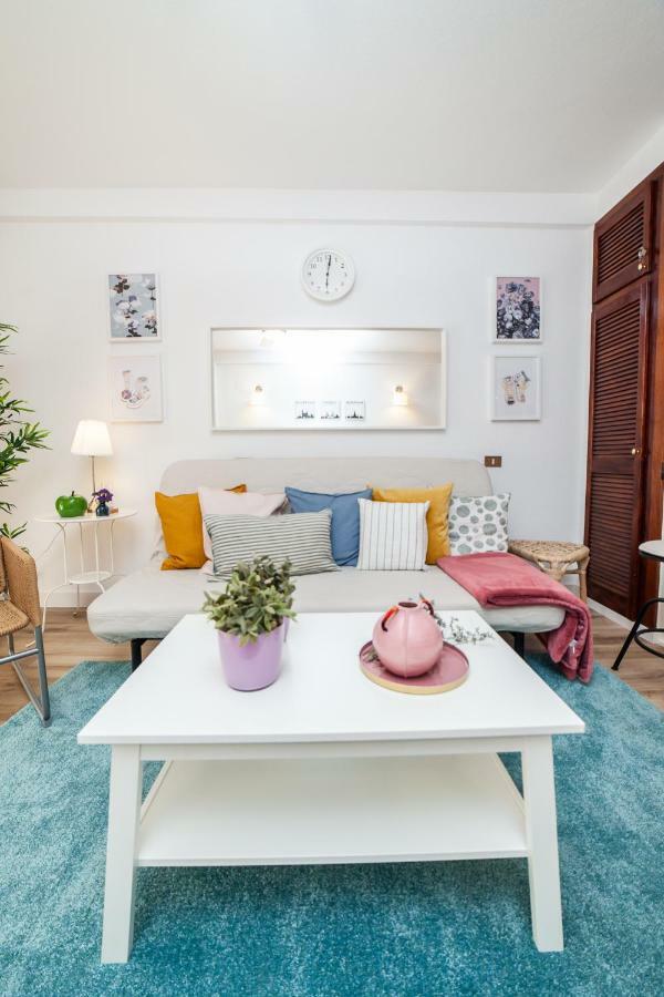 Spectacular Renovated Apartment, 5 Min To Camison Beach, With Aircon Arona  Exteriör bild