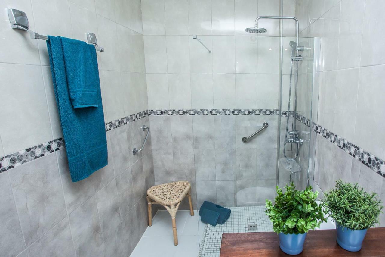 Spectacular Renovated Apartment, 5 Min To Camison Beach, With Aircon Arona  Exteriör bild