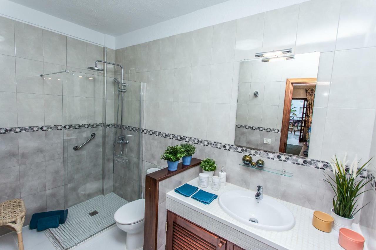 Spectacular Renovated Apartment, 5 Min To Camison Beach, With Aircon Arona  Exteriör bild