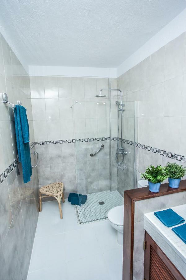 Spectacular Renovated Apartment, 5 Min To Camison Beach, With Aircon Arona  Exteriör bild