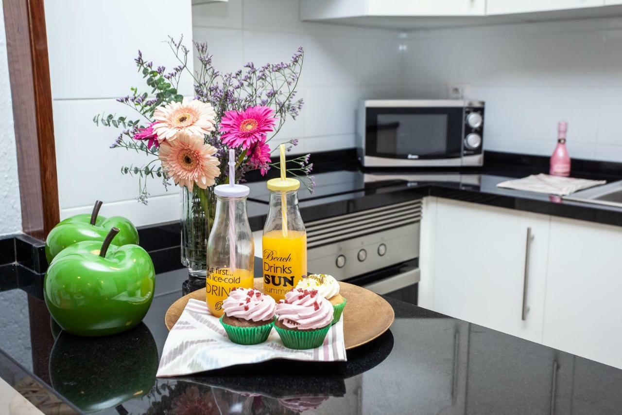 Spectacular Renovated Apartment, 5 Min To Camison Beach, With Aircon Arona  Exteriör bild